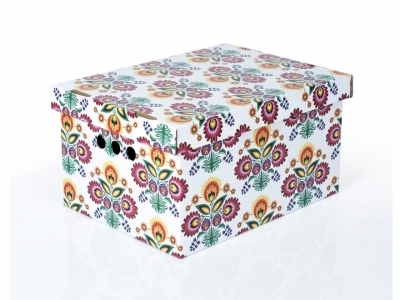 Dekoračná krabica  A4 folklór , bal. /2ks - Praktické dekoračné krabice. 
Poslúžia napríklad  aj ako úložný priestor pre hračky a rôzne iné veci. Vhodné aj  do šatníkových skríň.
Rozmer 32x25x18,5 cm.
1 bal./2 ks,  cena za 1 bal.